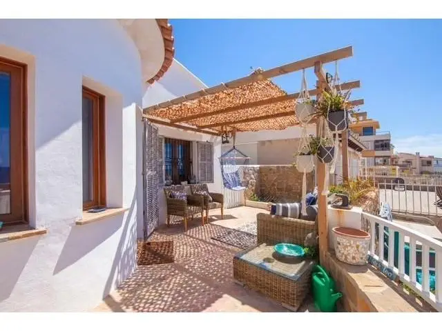 Chalet en Palma de Mallorca con Terraza y Cocina Exterior - Abril