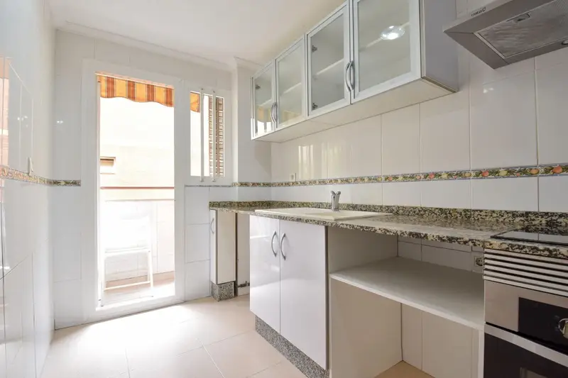 Piso en Venta Torrent 3 Dormitorios 2 Baños Garaje Terraza