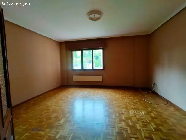 Piso en Venta en Pravia Asturias 4 Dormitorios Garaje y Trastero
