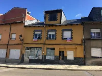 Casa en Venta en Bembibre C Castilla 17