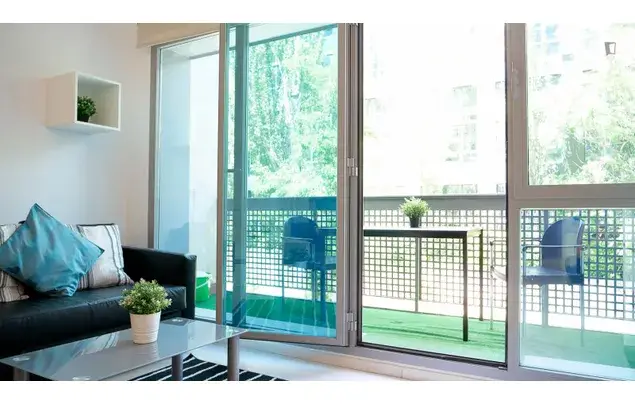 Estudio Moderno en Madrid Alquiler 3-24 Meses
