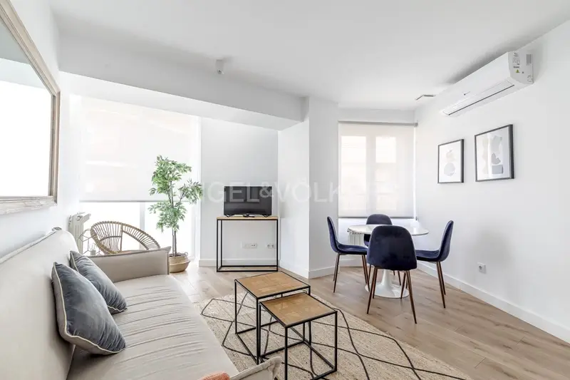 Apartamento Amueblado en Madrid Cerca de Cuzco Plaza Castilla