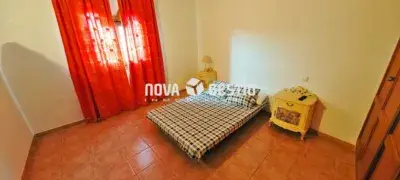 Chalet Adosado en Cala Romántica con Piscina y Jardín