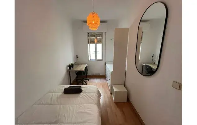 Alquiler Habitacion Madrid Piso Compartido 6 Dormitorios