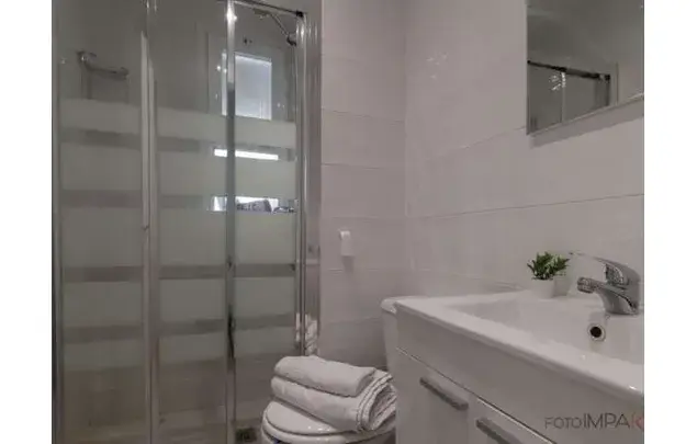 Habitacion en Alquiler Madrid 140m2