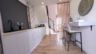 Atico en venta en La Alcaidesa con vistas al mar