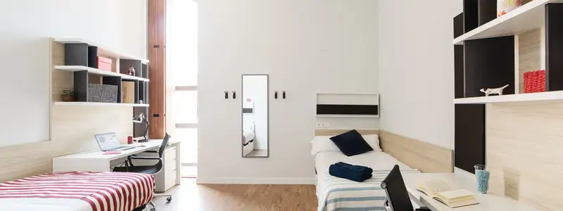 Habitacion Amplia 20 5m2 con Cama de 105cm Ideal para Compartir