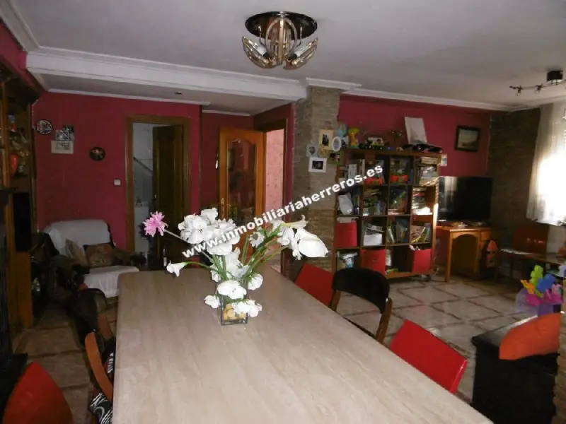 Venta Chalet con Trastero y Terreno en Portillejo Logroño