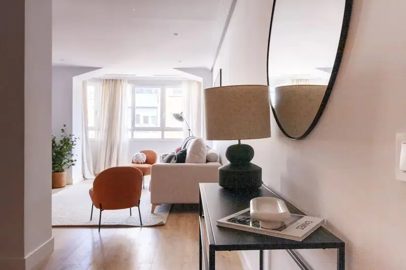 Apartamento en alquiler Madrid 3 dormitorios 1 ba
															
															
															
															
															
															
														
															
															
															
															
															
															
															
															
															
															
														ño