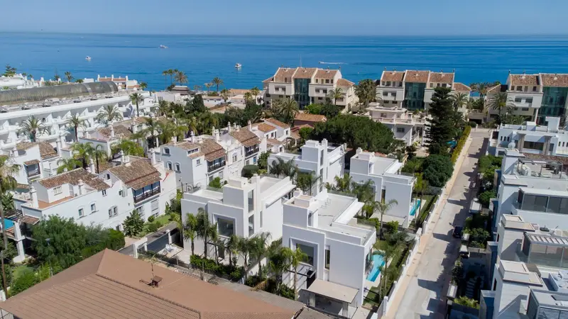 Chalets de Lujo en Milla de Oro Marbella