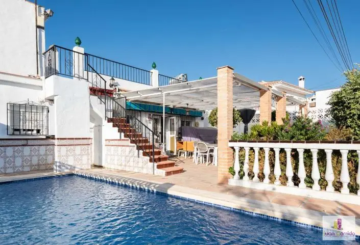 Villa 3 Dormitorios Piscina Privada Nerja Frigiliana