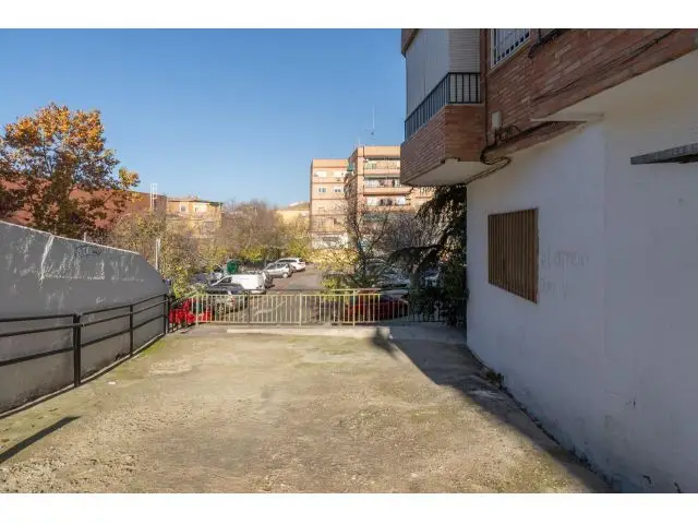 Local en Cerrillo de Maracena 547m2 Gran Oportunidad Inversores