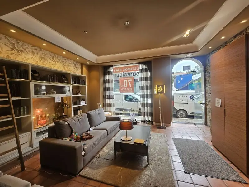 Venta Local Comercial 2 Habitaciones Centro Vitoria Gasteiz