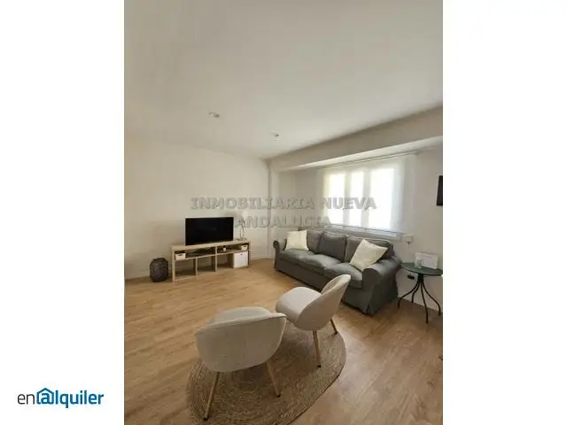 Alquiler Piso Amueblado Centro 2+1 habitaciones Aire Acondicionado