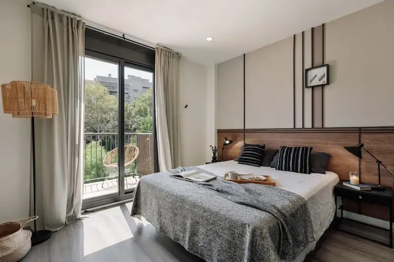 Apartamento en alquiler en Carrer de Morales Barcelona 3 dormitorios 1 ba

Atico