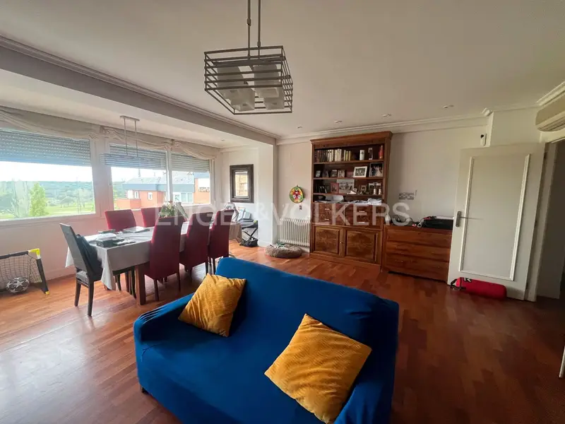 Atico en Majadahonda 5 dormitorios 4 baños Vistas Golf