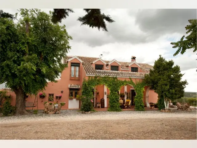 Finca Cortijo 6 Dormitorios Archidona Malaga