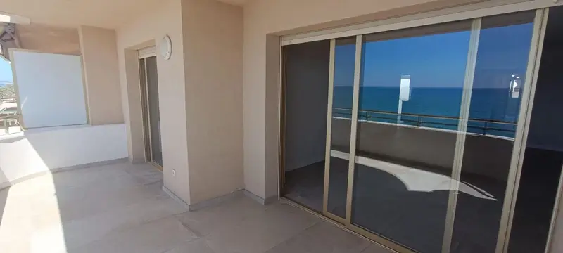 Piso en Calafell con Vistas al Mar