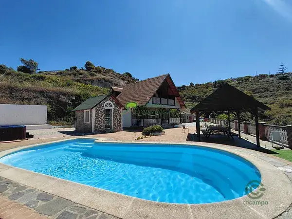 Casa de Campo con Piscina y Jacuzzi cerca de Torrox Malaga