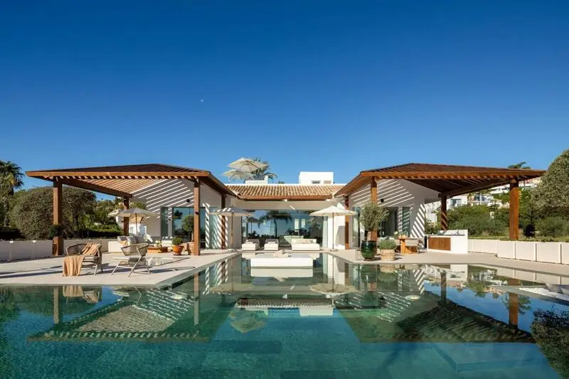 Villa de Lujo en Golf Valley Marbella 5 Dormitorios Piscina Spa