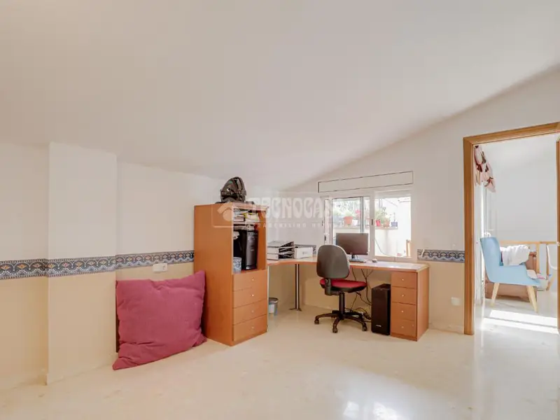 Dúplex en venta en Terrassa 137m2 3 habitaciones 2 baños