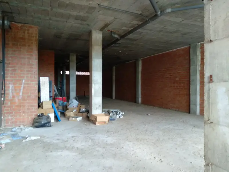 Venta Local Comercial Valdepasillas 183m²