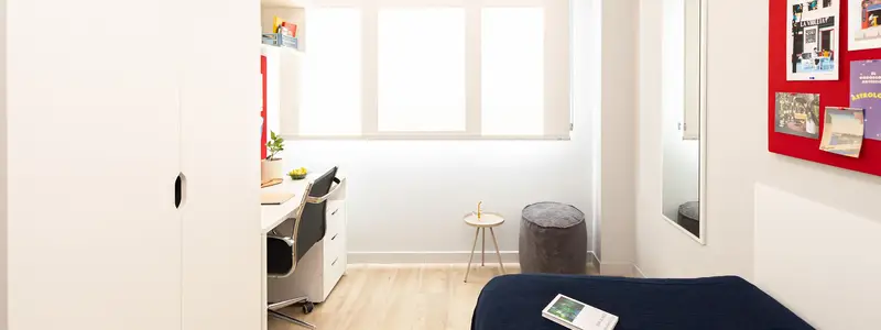 2 Habitaciones Amuebladas con Baño Compartido y Kitchenette