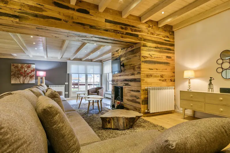 Apartamento 5 Dormitorios Baqueira Beret Esqui In Out