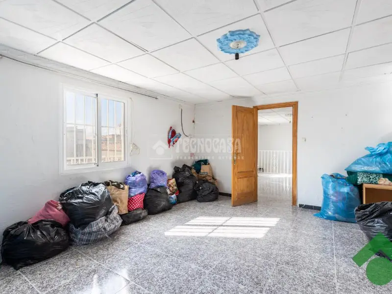 Casa adosada en Atarfe cerca del Barrio de los Toreros