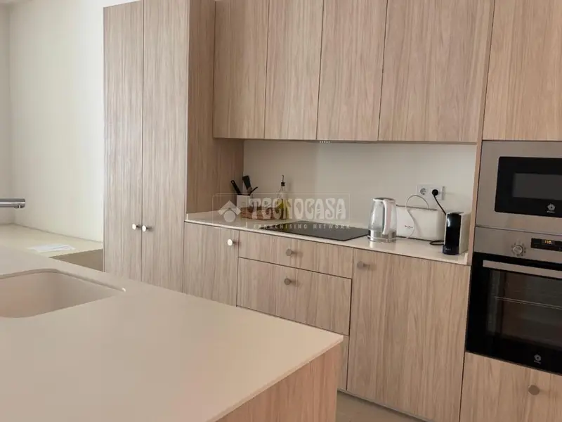 Bajo Reformado en Monteolivete cerca de Ruzafa 2 habitaciones