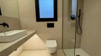 Piso en Alquiler Centro Santa Coloma 100m2 Terraza