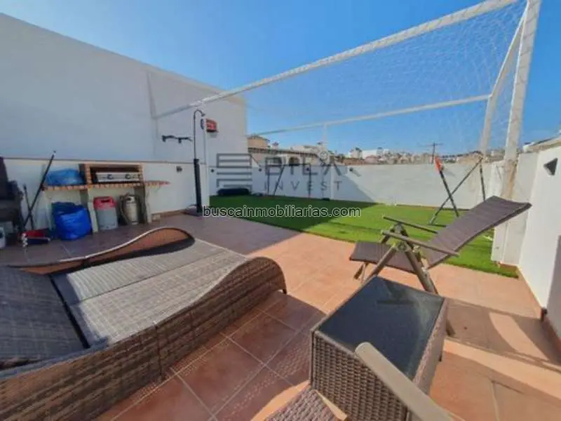 Ático Dúplex Reformado en Mijas Centro Cerca de la Playa