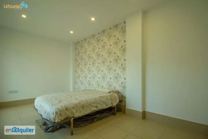 Casa en Alquiler Badajoz Barriada de Llera 3 habitaciones terraza