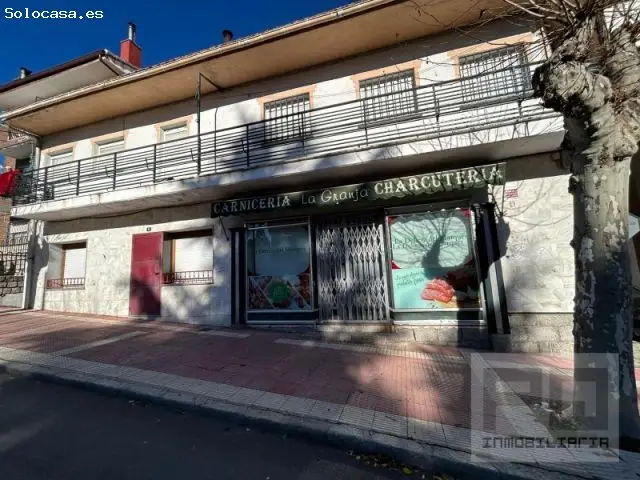 Local Comercial en Las Navas del Marqués - Ideal para Negocios