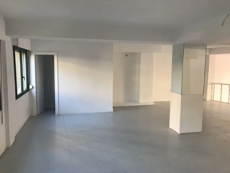 Venta Local Comercial Buenavista Oviedo