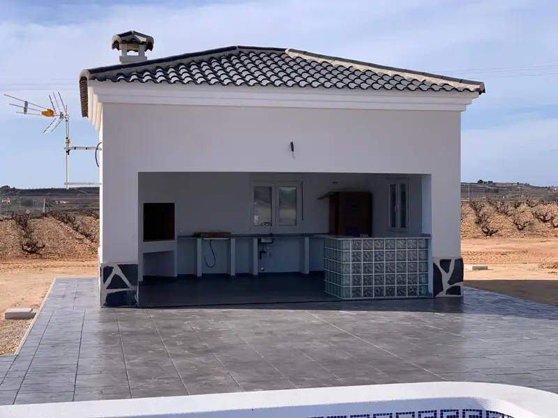 Villas de Lujo en Pinoso con Piscina y Terraza