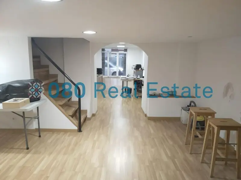 venta Local Comercial en La Vila de Gracia, Barcelona (J287)- Globaliza