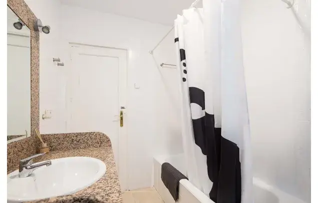 Habitacion 116m2 Madrid Alquiler Media Larga Duracion