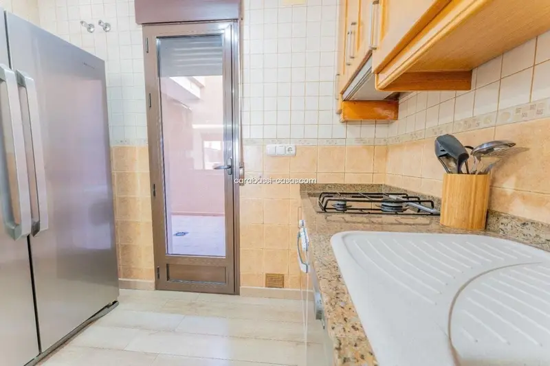 Bungalow en Arenales del Sol con Jacuzzi y 4 Piscinas