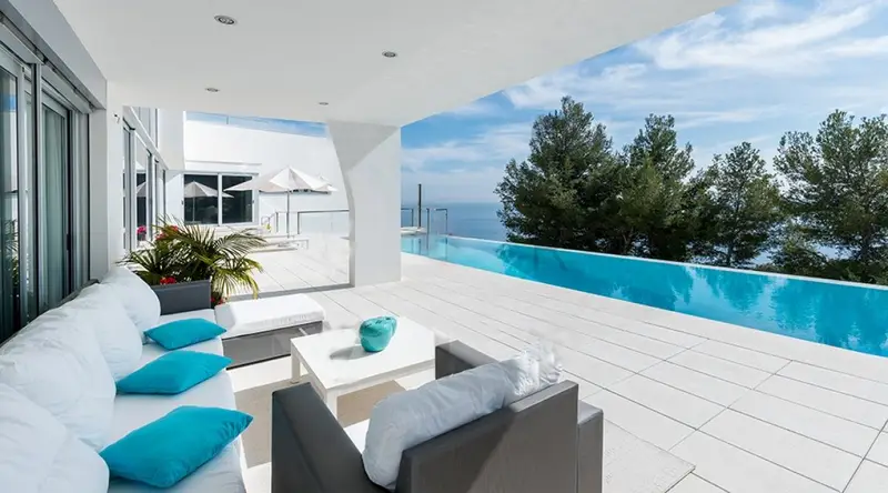 Venta Villa de Lujo Cala Sant Francesc 850m2 Spa Gimnasio Vistas al Mar