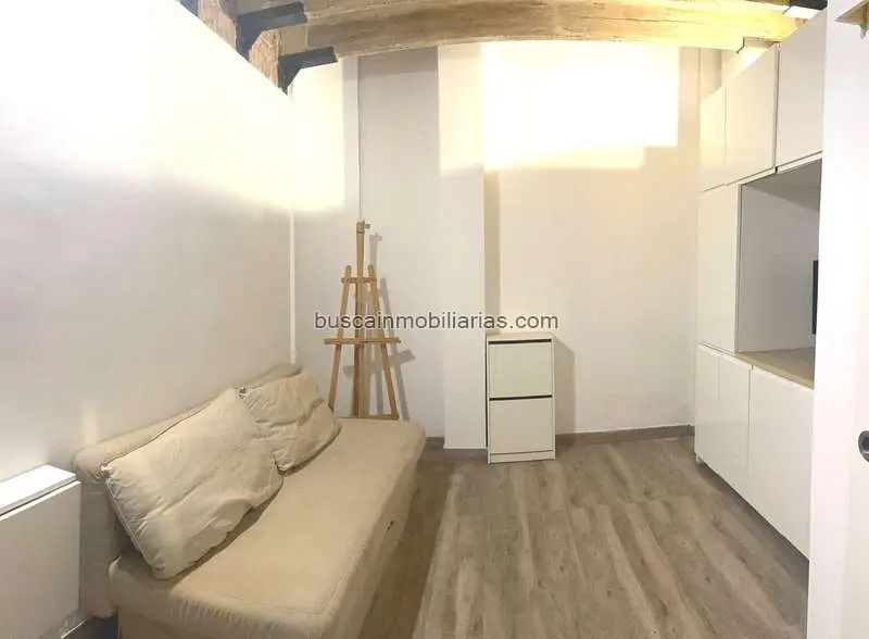 Estudio con encanto en Barcelona cerca de Las Ramblas
