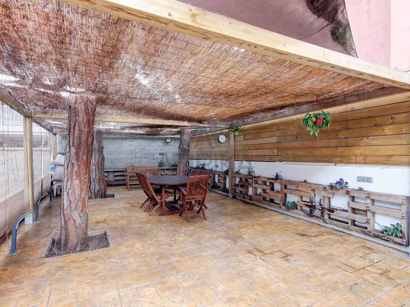 Chalet en venta en Castelldefels, Barcelona