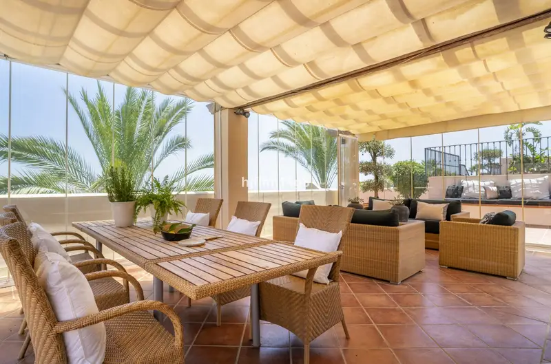 Adosado de 3 Dormitorios en venta Estepona, España