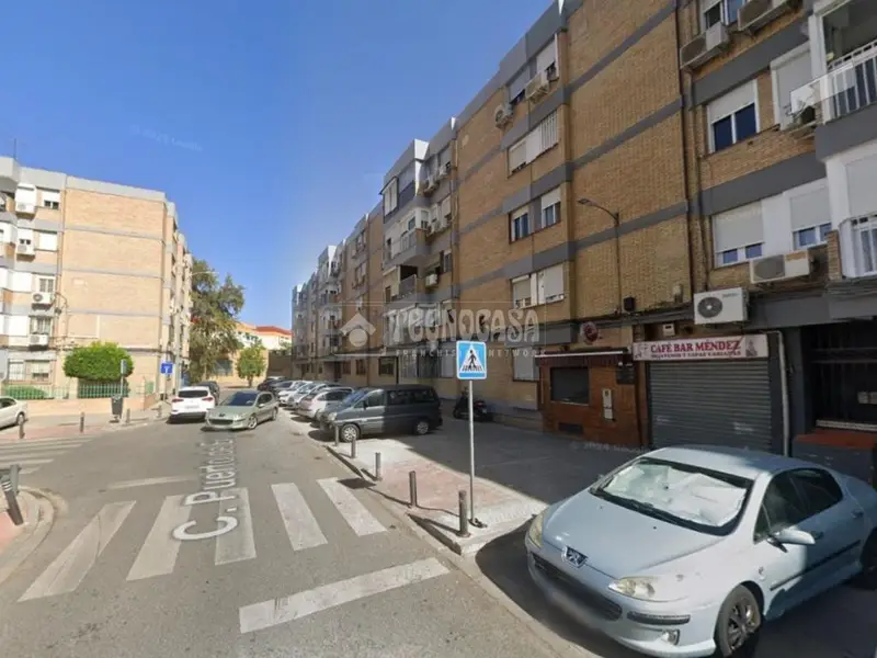 Piso en Venta Cerro Amate 3 Dormitorios Reformado Cerca Metro