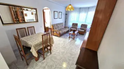 Apartamento en venta en Noja con jardín y piscina