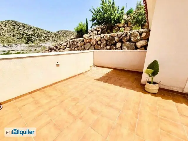 Apartamento en Alquiler en Los Collados