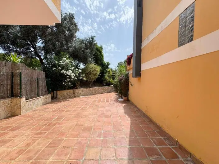 Adosado 3 Dormitorios La Duquesa - Jardin Privado y Piscina
