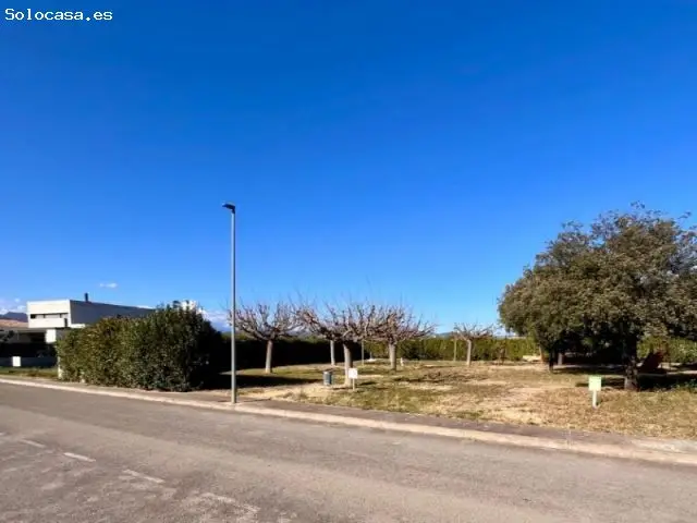 Parcela Edificable en Navata Pueblo 454 50m2