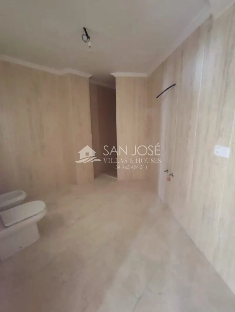 Venta Piso Novelda Avenida Constitucion 128m2 1 Dormitorio 2 Baños