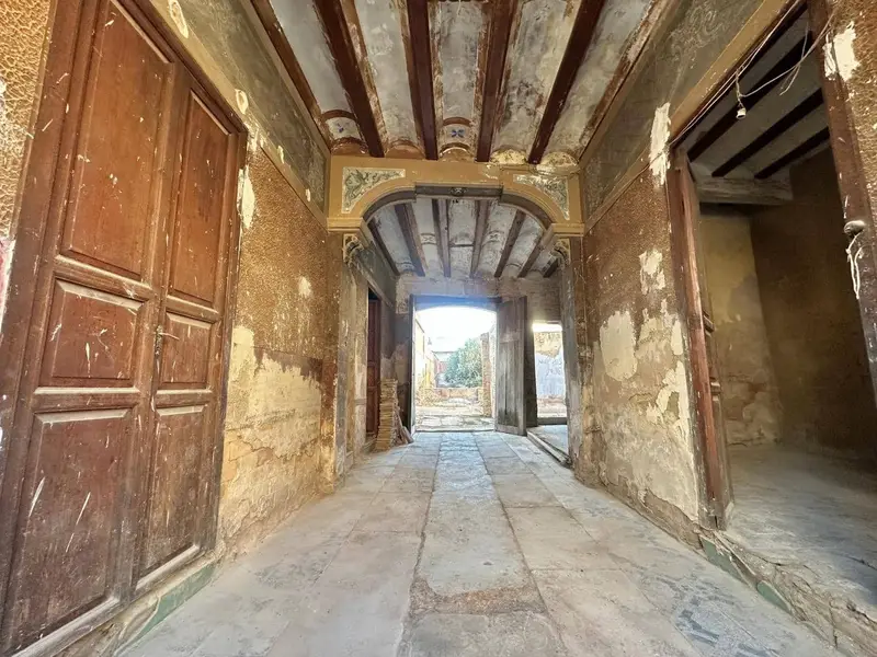 Casa en Albalat dels Sorells para reformar 430m2